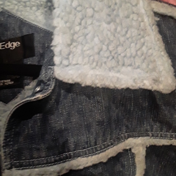 Outer Edge Jean Jacket - Picture 8 of 9